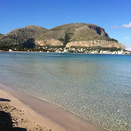 Cala *