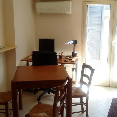 Oda ve Kahvaltı Politeama 3*