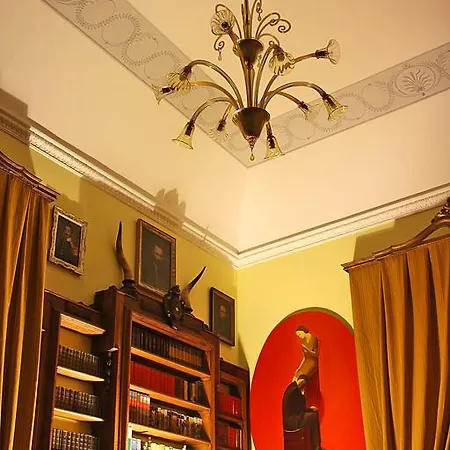 La Bella Guest house *