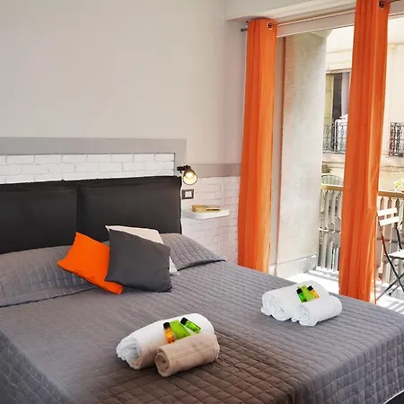 Guest house Duca Di Villena 2*