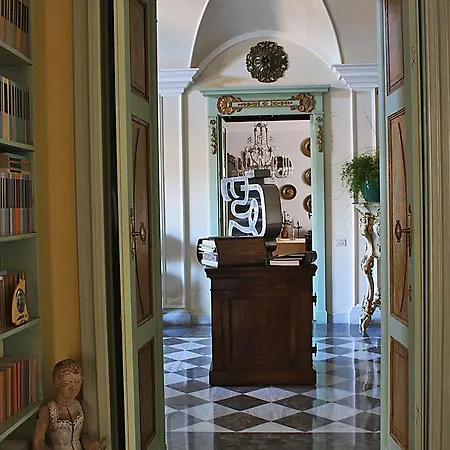 La Bella *
