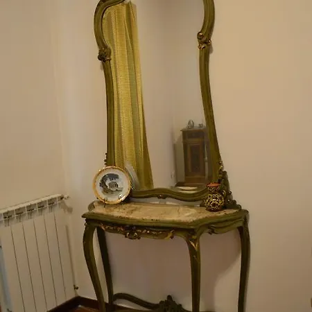 Le Sedie Volanti Hostel *