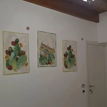 Palermit'amo Alojamento de Acomodação e Pequeno-almoço 2*