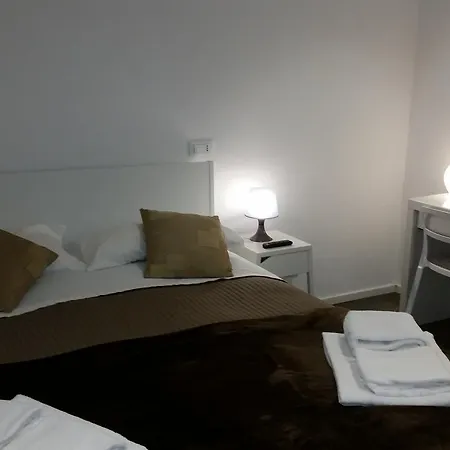 Palermo Rooms فندق مبيت وإفطار 2*