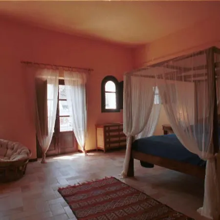Bed & Breakfast Casa Orioles 3*