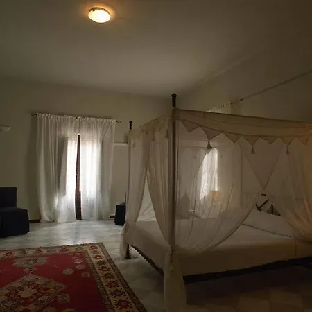 Casa Orioles Bed & Breakfast
