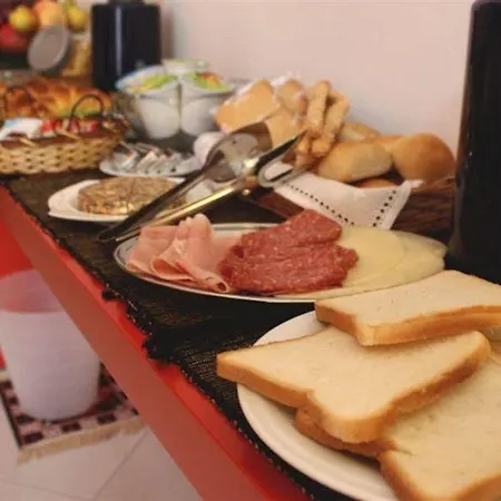 Dietro Il Politeama Bed and breakfast Palermo
