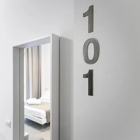 Quaroni Pensionat 2*