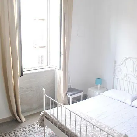 Sunrise & Albergue Palermo
