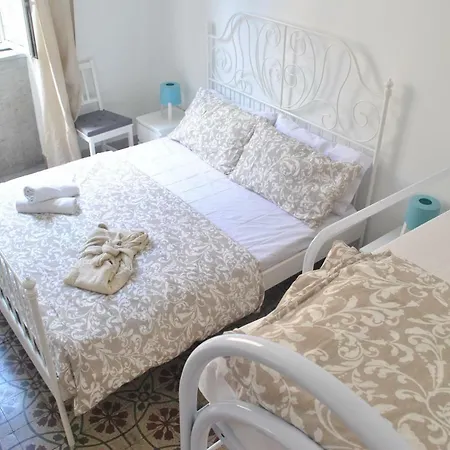 Albergue Sunrise &