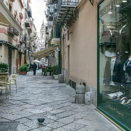 Maqueda Balcony *