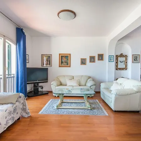 Lägenhet Casa Con Terrazza Sul Mare All'addaura