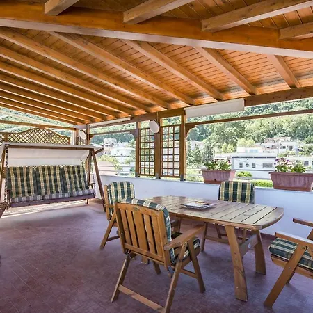 Casa Con Terrazza Sul Mare All'addaura Lägenhet *
