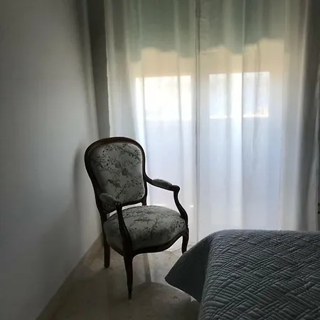 Questa Casa Non E'un 3*