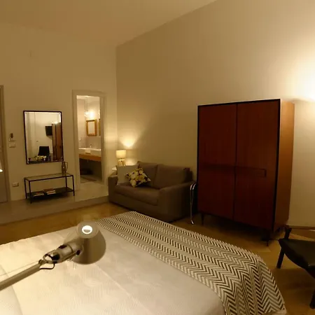 Questa Casa Non E'un 팔레르모