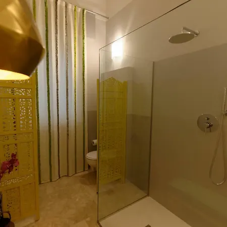 Questa Casa Non E'un B&B
