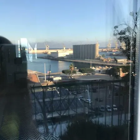 Questa Casa Non E'un 3* 팔레르모