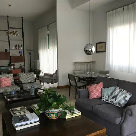B&B Questa Casa Non E'un 3*
