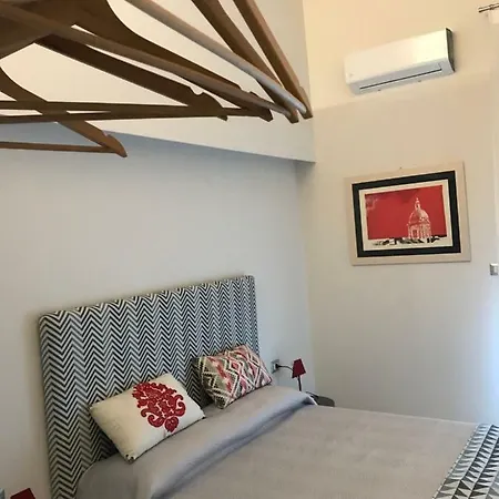 Questa Casa Non E'un B&B