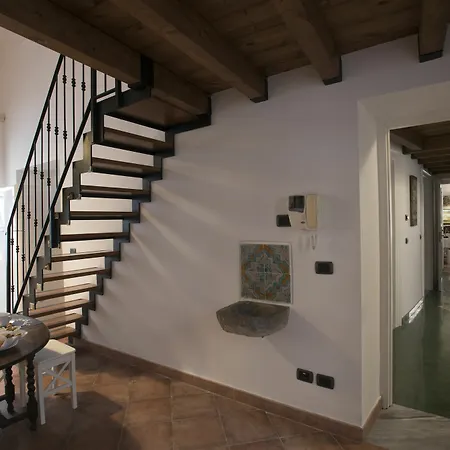 Casa Degli Allori * Palermo