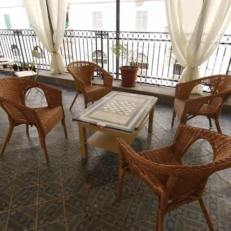 Artisan Maison 2*