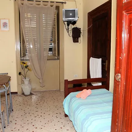 Bed and Breakfast Stazione 2*