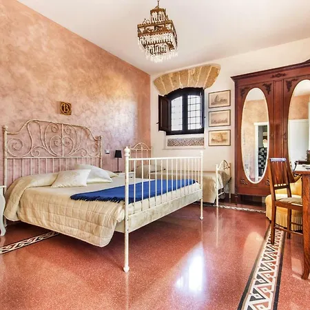 Cathedral City Center Bed & Breakfast Palermo