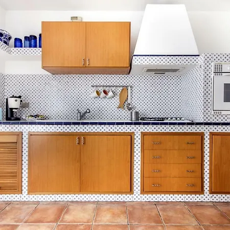 Area 52 Storia Ed Eleganza Vicino Ai Teatri Apartament Palermo