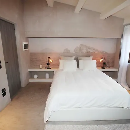Casa Nostra Luxury & מלון