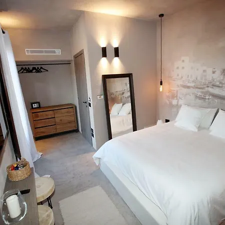 Casa Nostra Luxury & 3* פלרמו