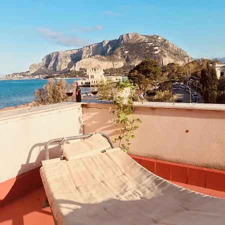 A Casa Di Vale, Relax In Front Of Mondello *