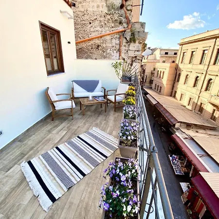 מלון Casa Nostra Luxury & 3*